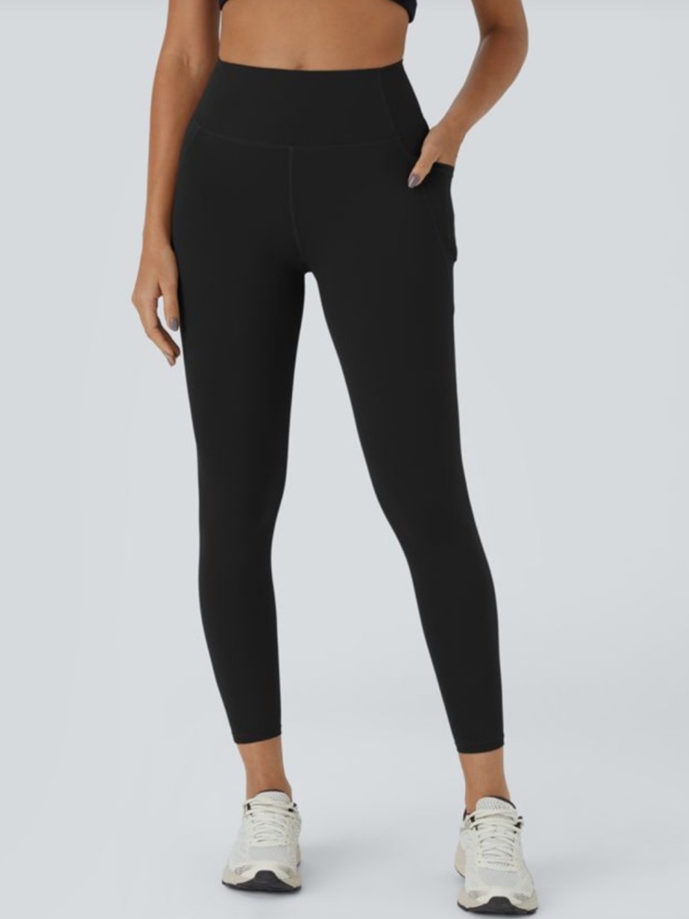 Halara UltraSculpt™ High Waisted Tummy Control Pocket Training Size S (7/8)